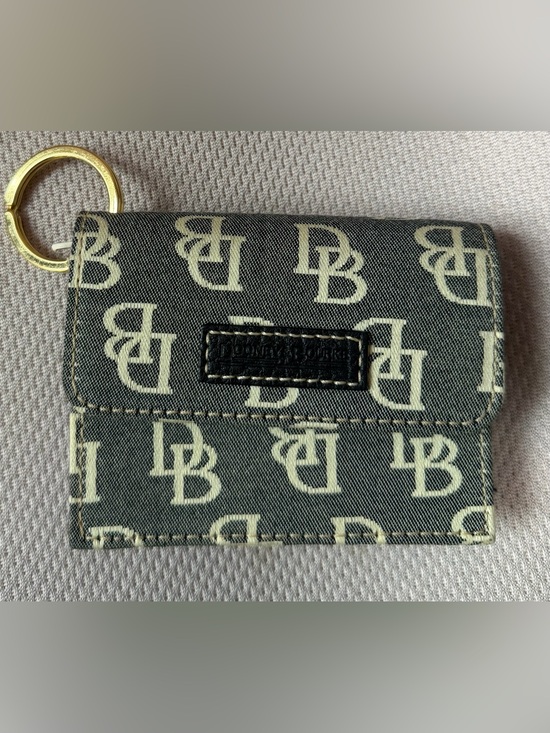 Dooney & Bourke Other - Vintage Dooney & Bourke ALL IN ONE WALLET